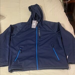 New Balance Men's Performance Jacket in Navy and Blue